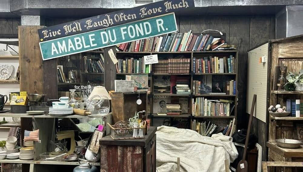 About us | Lost & Bound Bookstore & Soda Bar